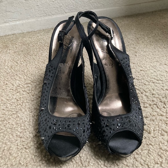 Fergie Hermosa Black Satin Beaded Spiked Slingback Peeptoe Pumps Heels - Picture 10 of 13